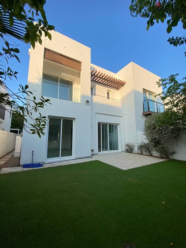 Almouj  Villa for sale 0