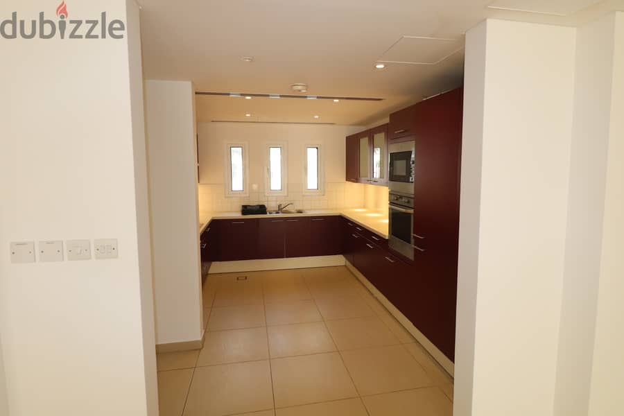 Al Mouj 4 BHK Villa 4