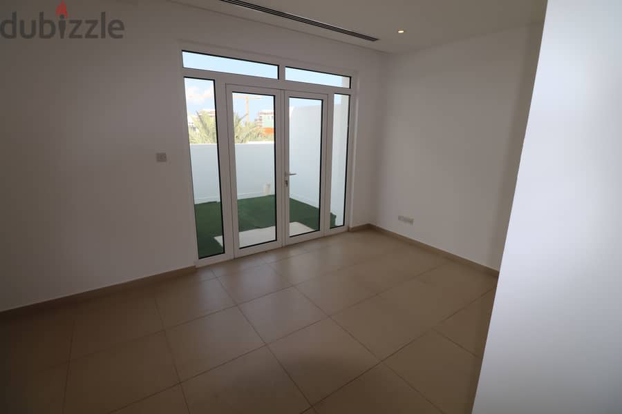 Al Mouj 4 BHK Villa 13