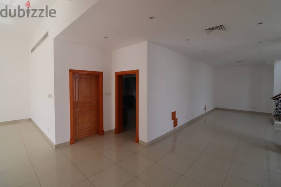 Shatti Al Qurum - 5-bedroom villa 2