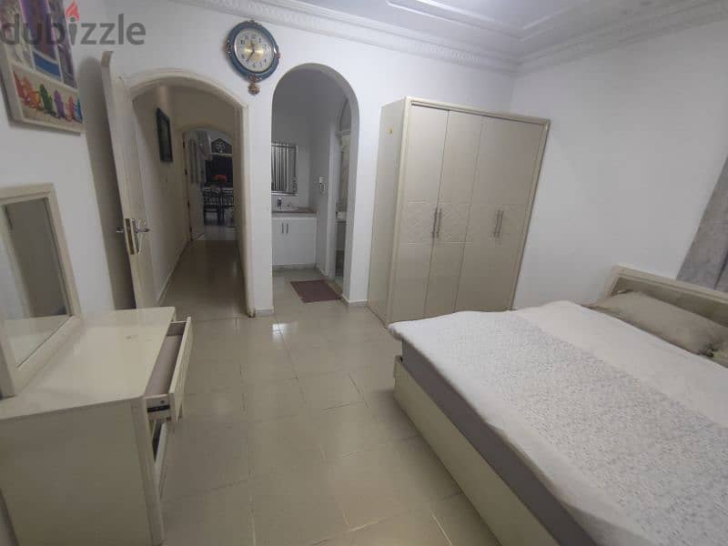 شقق وغرف للايجار small furnished flat and room 11