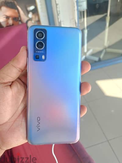 vivo y72 5g 8gb and 128gb all oky mobile not have any scratches