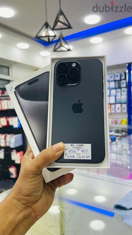 iPhone 15 Pro Max, 256gb Black Titanium Arabic 0