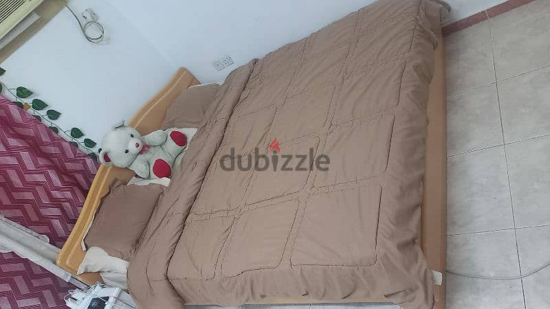 King Size Bed With Spring Mattress 2