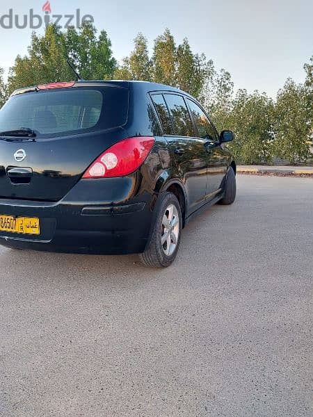 Nissan Tiida 2011 0