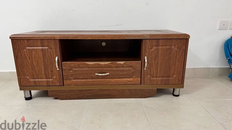 TV cabinet in good condition 0