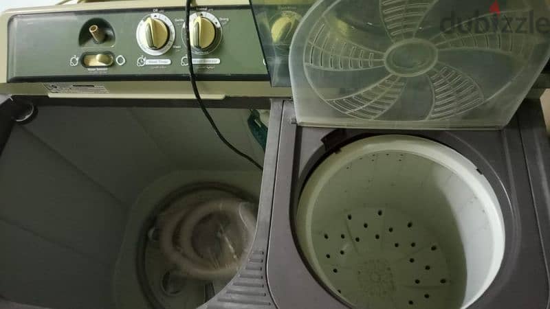 Akai washing machine and dryer for sale 9