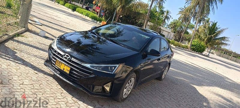 Hyundai Elantra 2019 0