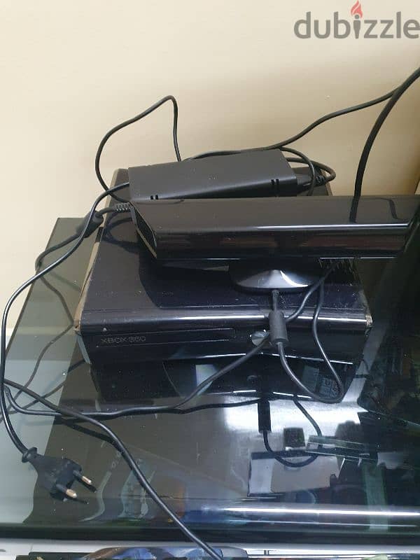 360 gemes with 2 controller with 15+ games with tv trolley 0