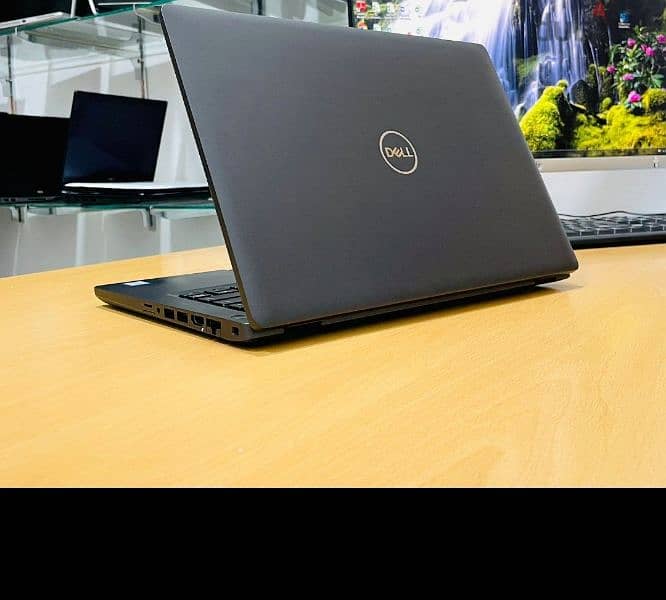 DELL Latitude 5400  Intel Core i7 8th Gen Ram 16GB DDR4  SSD 512GB 0