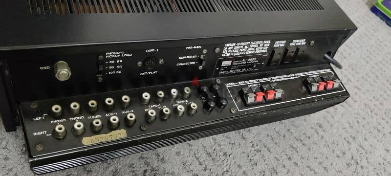 Sansui AU 5900 Legend stereo amplifier 3