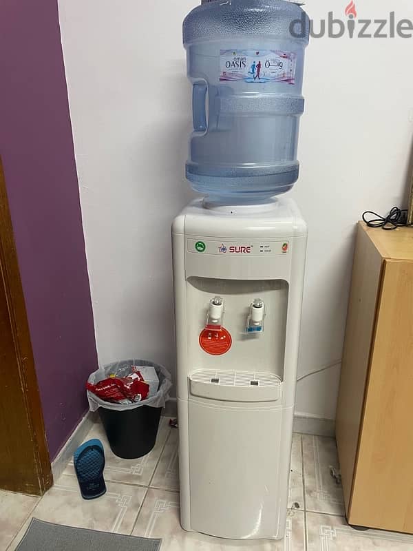 Water dispenser with two bottles 0