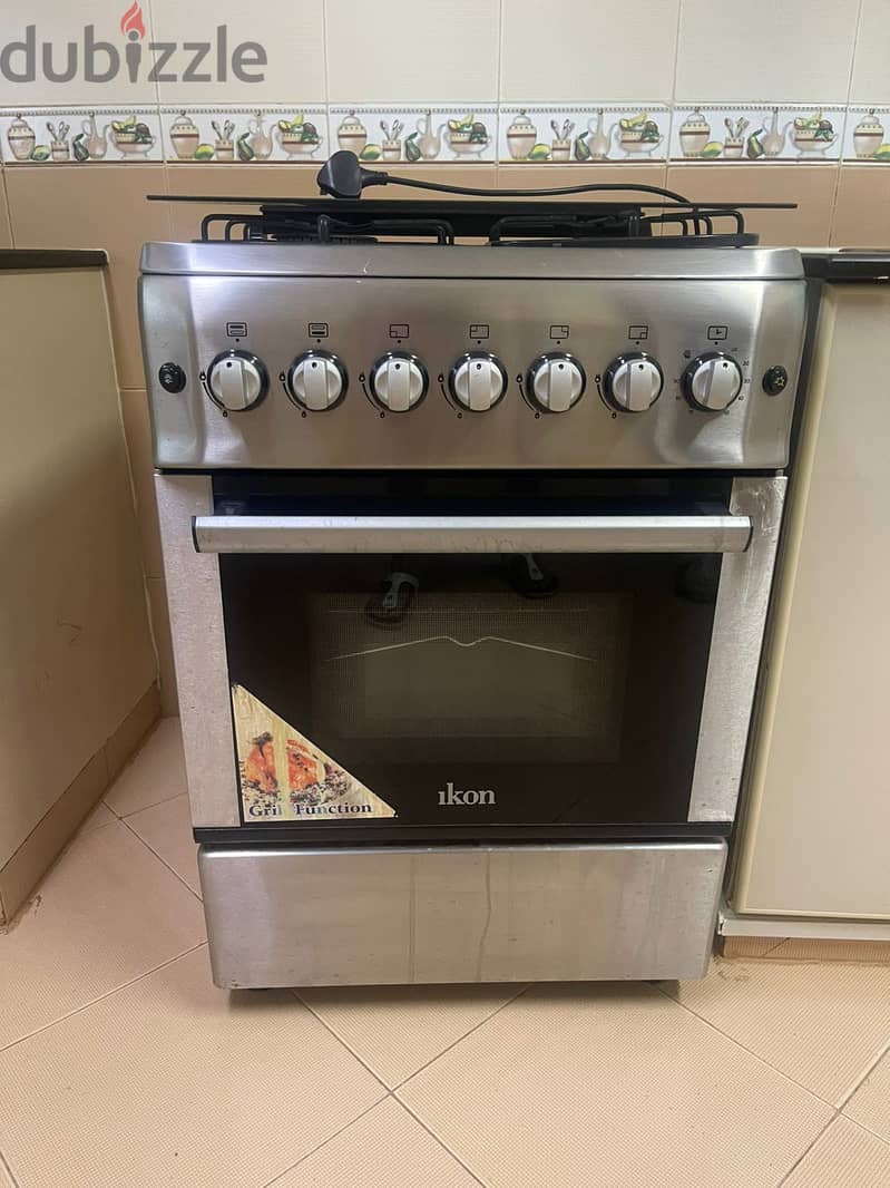 4 Hob Gas Cooker in perfect condition 2