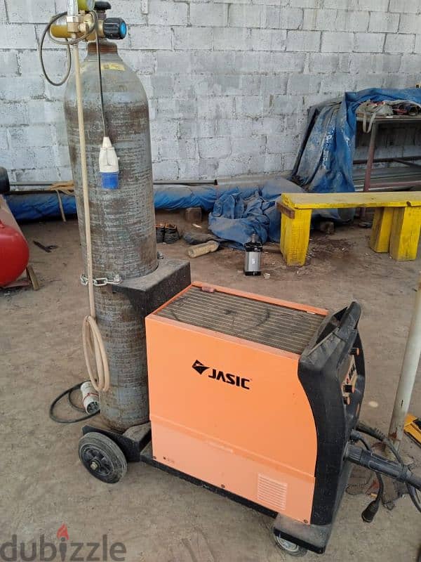 MIG welding machine 0