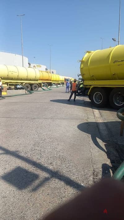 sewerage water tanker الشفط مياه مجاري الصرف الصحي