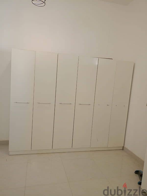 6 door Cupboard 1