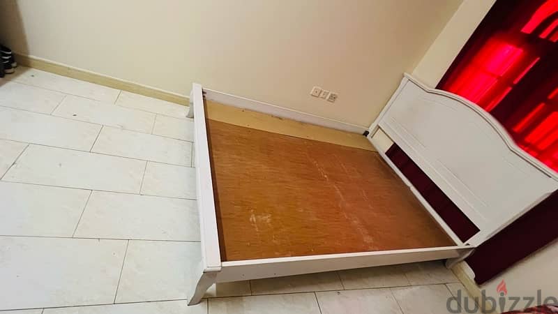 Used double bed WOOD 2