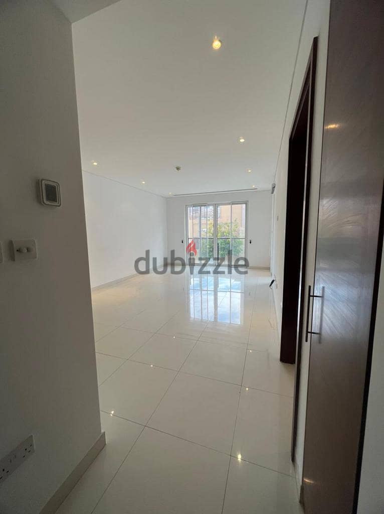 Spacious 1+1BHK Apartment for Rent in Al Mouj PPA367 1