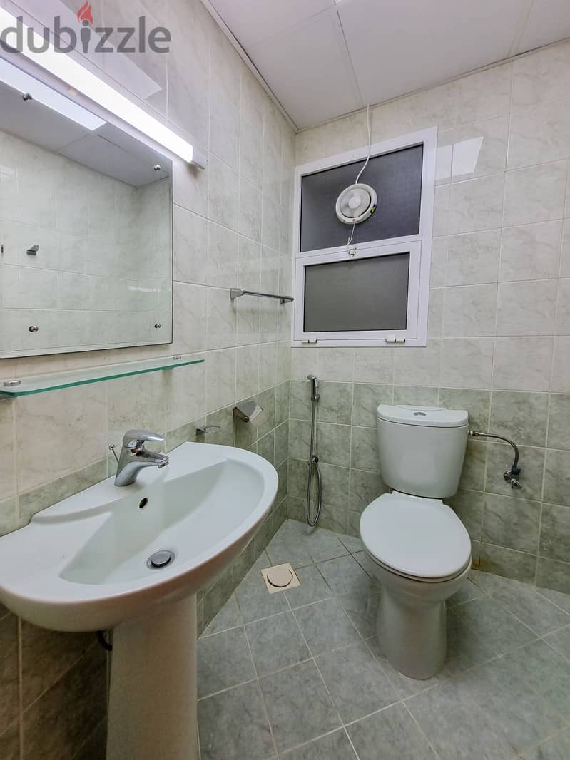 Charming 1BHK Flat for Rent in Qurum PPA231 1