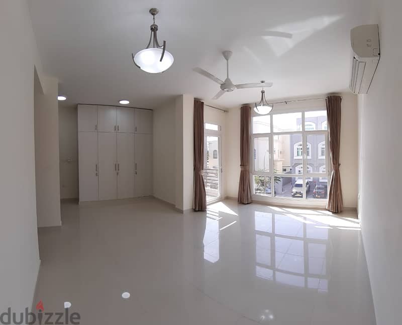 4BHK Villa FOR RENT Ghubrah North near 18th November Street MPV01 4