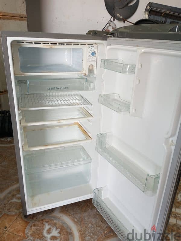 single door refrigerator 3