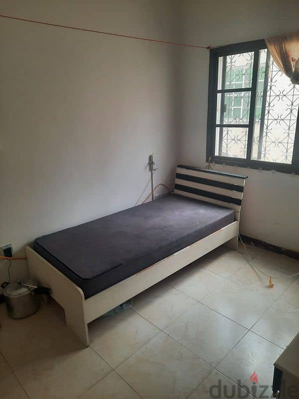 Studio Flat available for Rent in Al khuwair 0