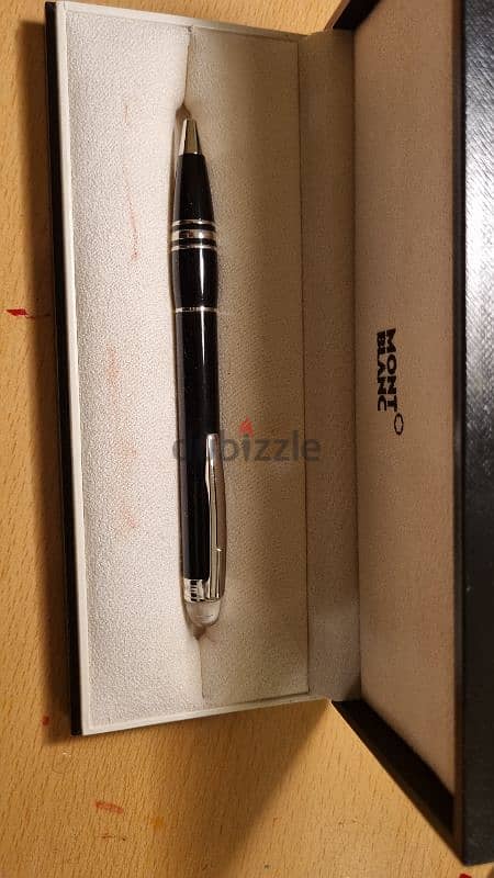 original Mont Blanc ball pen with original box 0