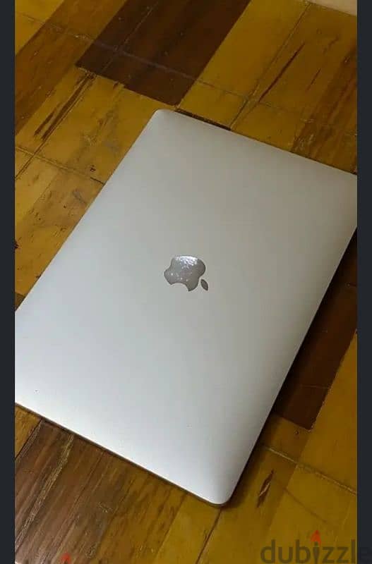 MacBook Pro 2017 0