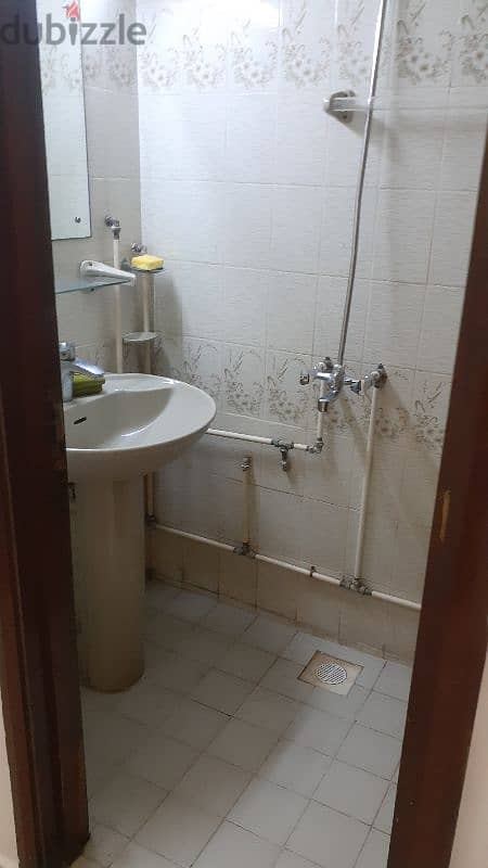 ONE BH FLAT NEAR SPAR SUPERMARKET CBD RUWI 2