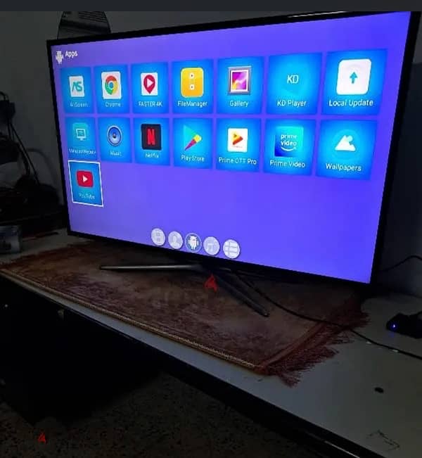 Samsung 50” UHD Smart TV 1