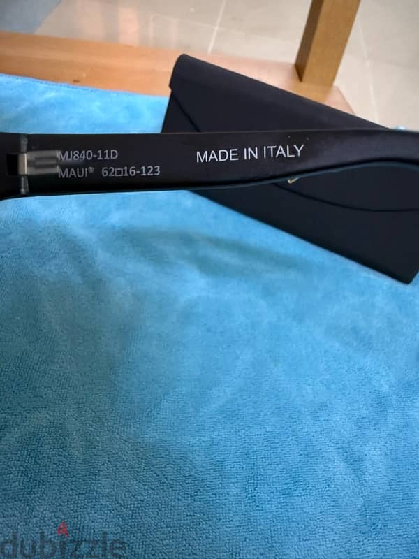 Mau jim sunglasses in mint condition 5