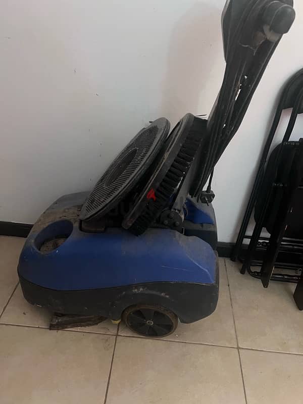 Floor Hyper Cleaning Machine 1