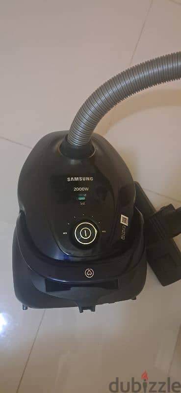 Samsung canister vacuum 2000w  for sale 1