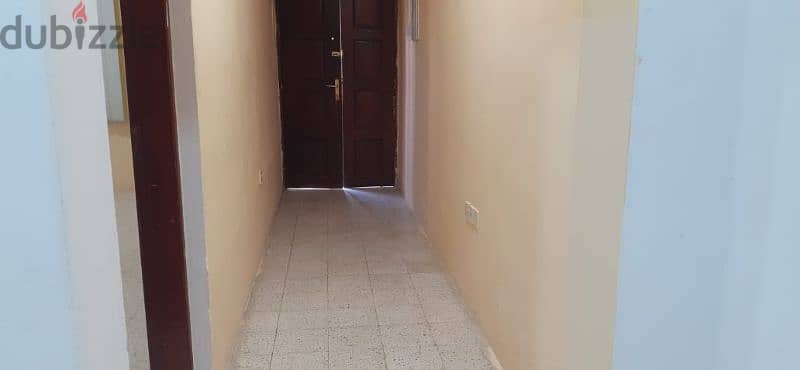 one bedroom flat with kitchen at alkhwier near zakher malli 2