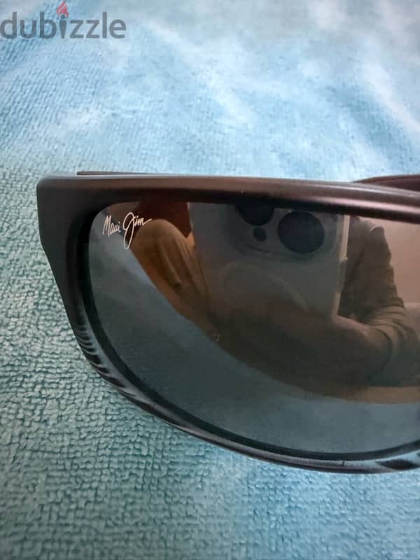 Mau jim sunglasses new condition 1