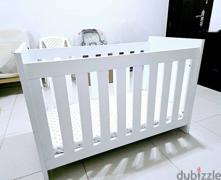 Baby Crib adjustable height 0