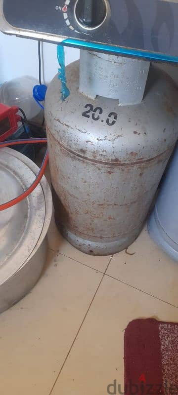 gas cylinder 0