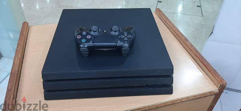 ps4 pro used console 0