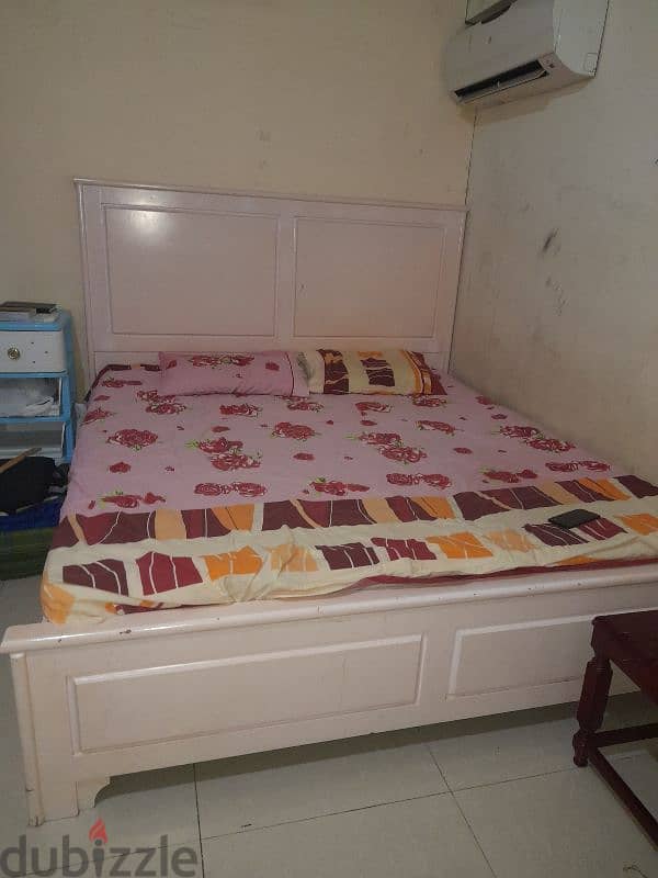 washing mechine & refigerator & lcd &  king size bed & matteress etc. 4