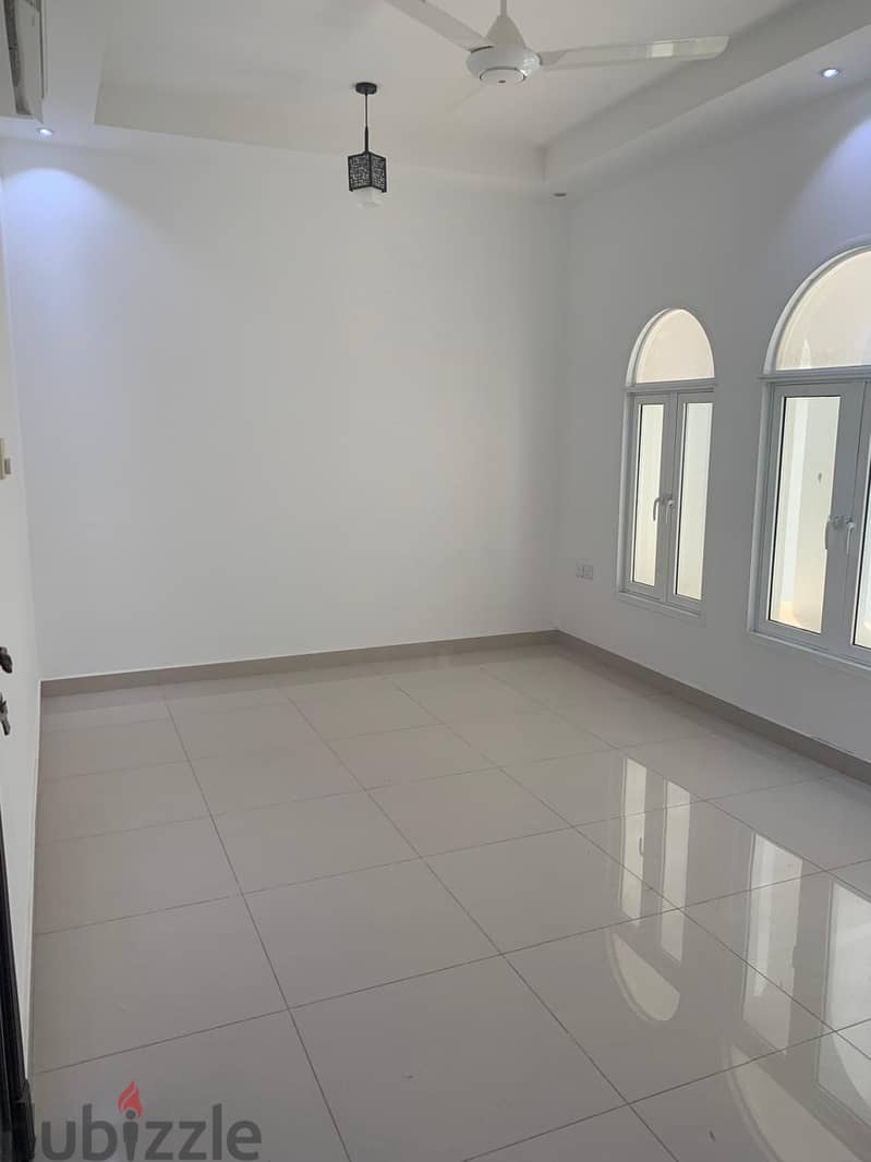 5bhk villa for rent located mwalleh north 11