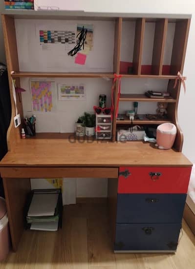 desk