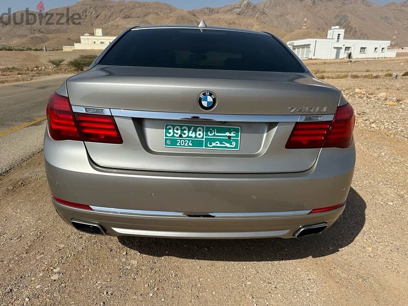 BMW 7-Series 2015 0