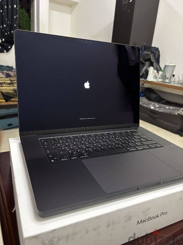 Apple macbook pro 16 M3 Pro 18 GB Ram 512 SSD in excellent Condition 1