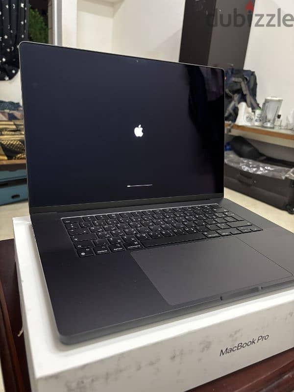 Apple macbook pro 16 M3 Pro 18 GB Ram 512 SSD in excellent Condition 5