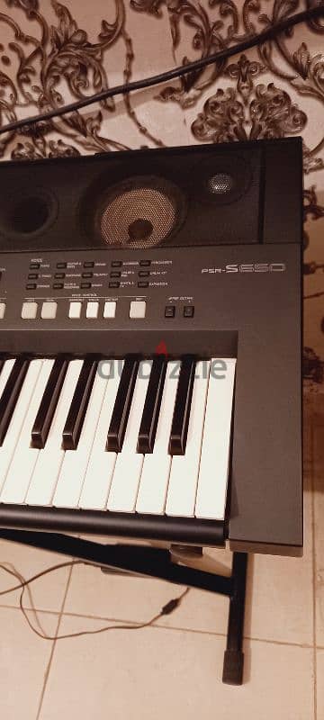 Yamaha PSR s650 6