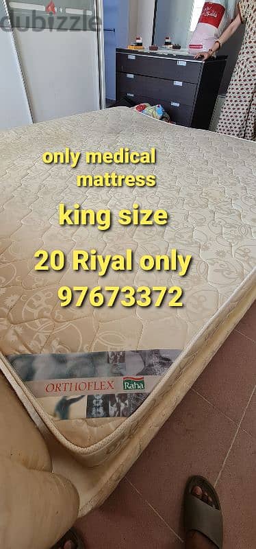 medical mattress and covered for sale 3