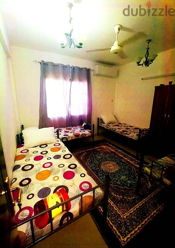 A bed space in a sharing room for rent 6