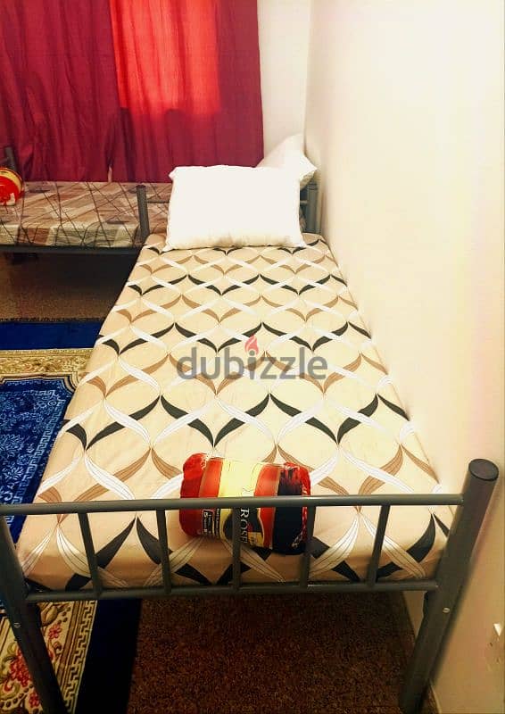 A bed space in a sharing room for rent 7