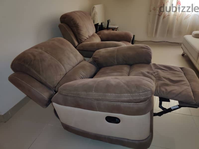 Expat Used Recliner Chair 0