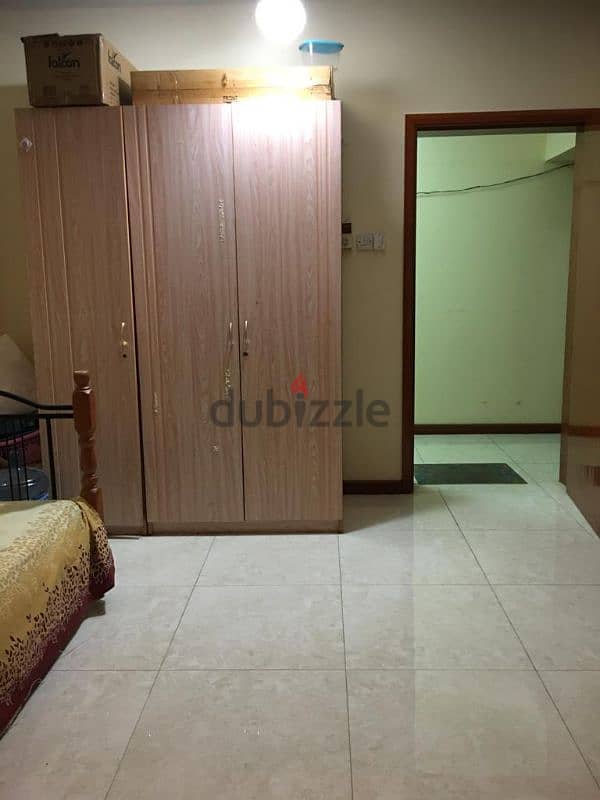 Big furnished room for Exe. working lady near kmtrading. alkhwair 0